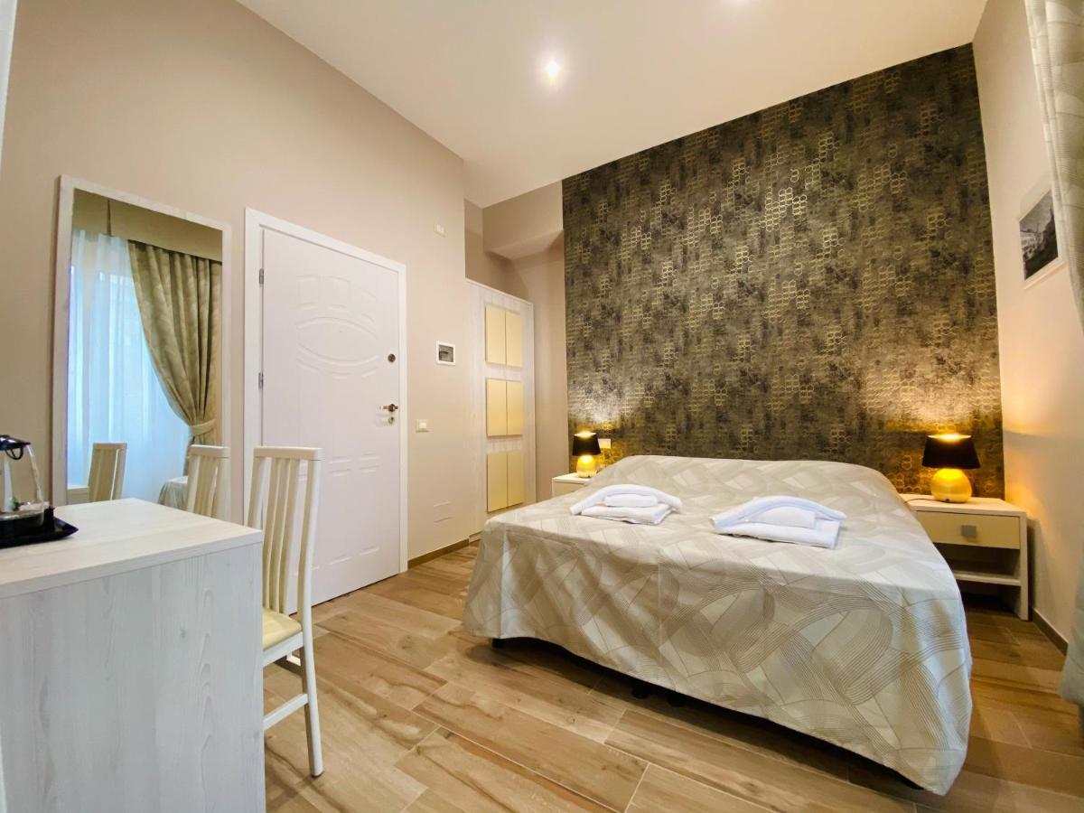 Hotelier 51 2* Rom